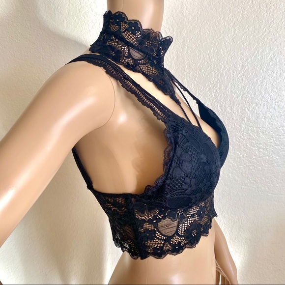 High Neck Bralette by Dynamic Seamless Apparels - Picture 8 of 16